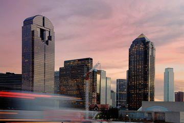Hilton Garden Dallas/market Center 3*