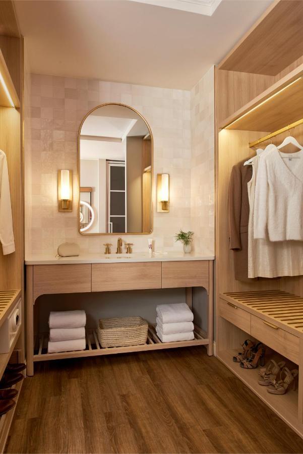 Hotel Virgin 4*