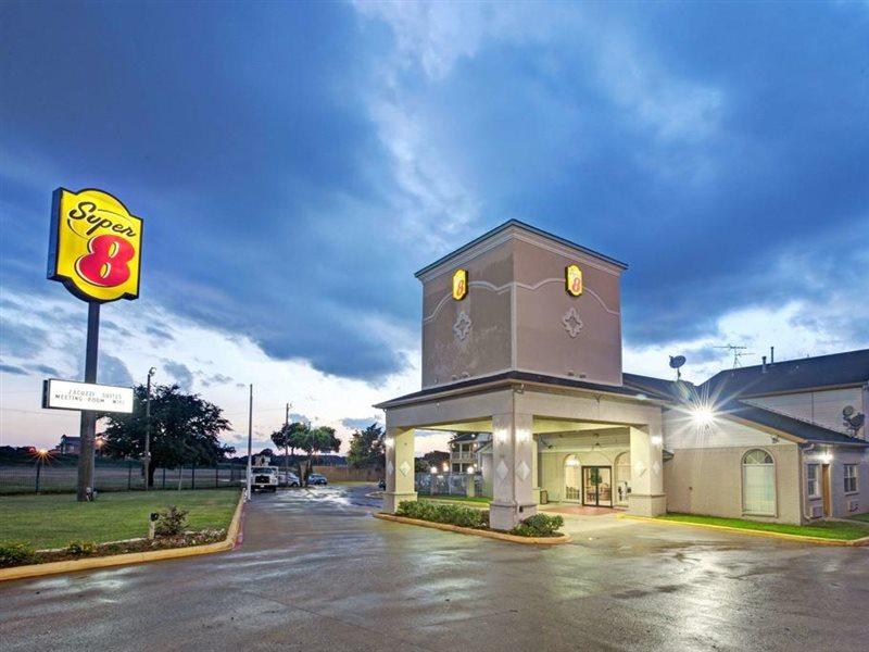 Super 8 East Near Fair Park Downtown Hotel Dallas