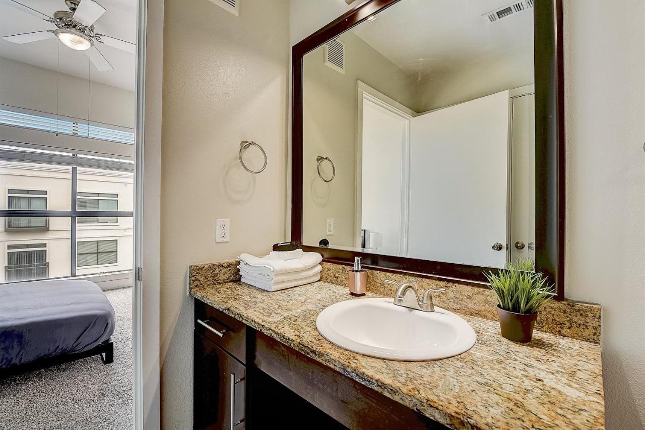 Frontdesk I 4123 Cedar Springs Dallas Dallas