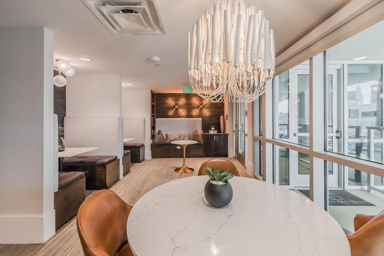 Corporate Suites At Deep Ellum Near Baylor University Medical Center Apartment Dallas