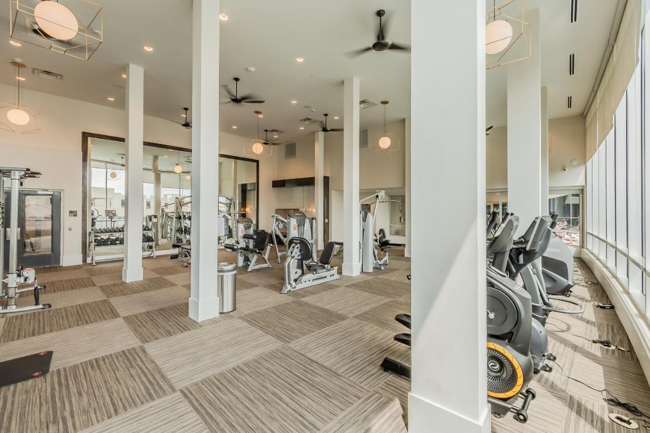 Corporate Suites At Deep Ellum Near Baylor University Medical Center *