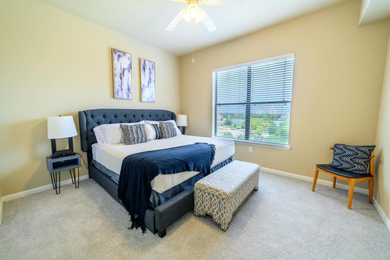 1br Executive With Pool, Gym & Fast Wi-fi By Envitae Apartment Dallas