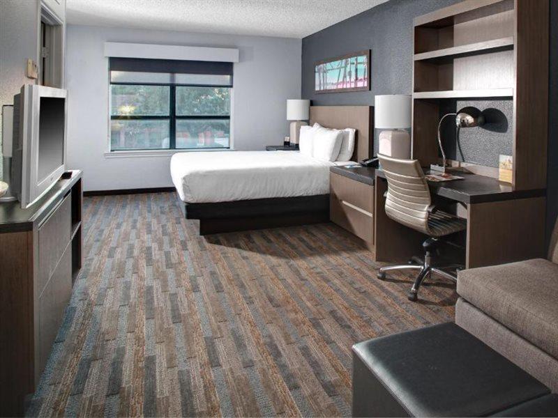 Hyatt House Uptown