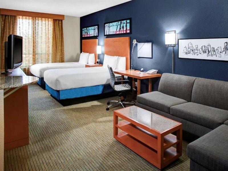 Hyatt House Lincoln Park Hotel Dallas