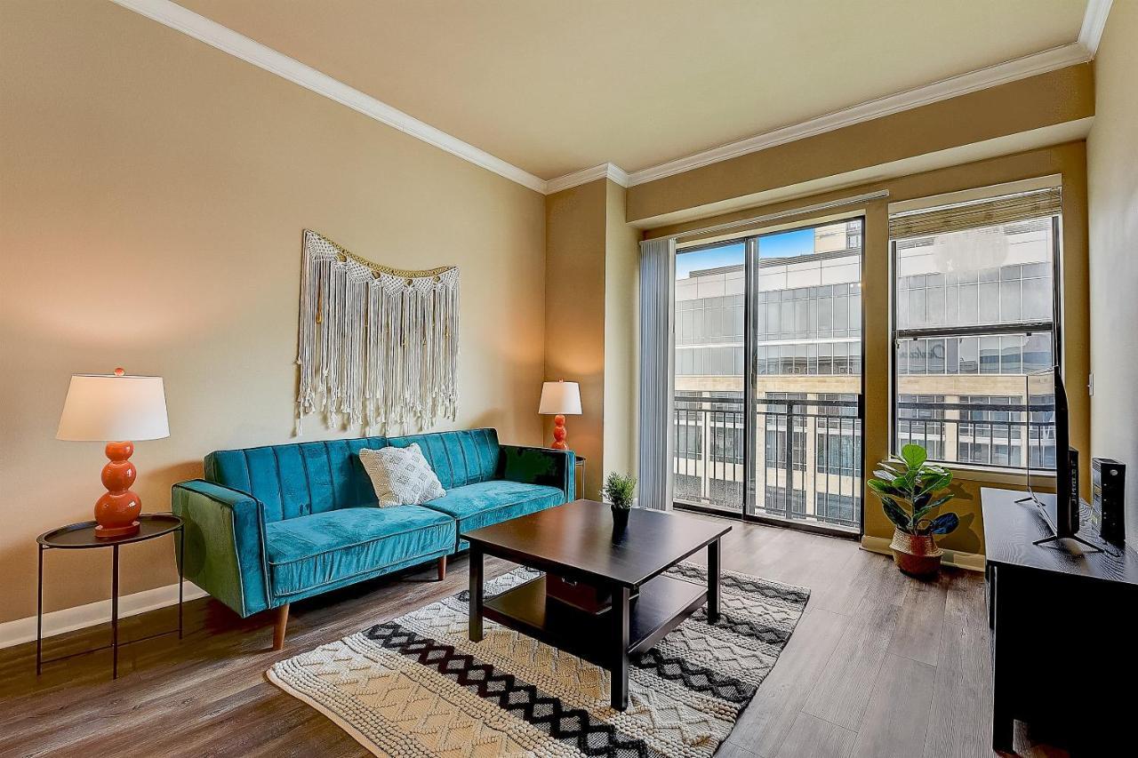 Apartamento Frontdesk Oakwood Apts Uptown *