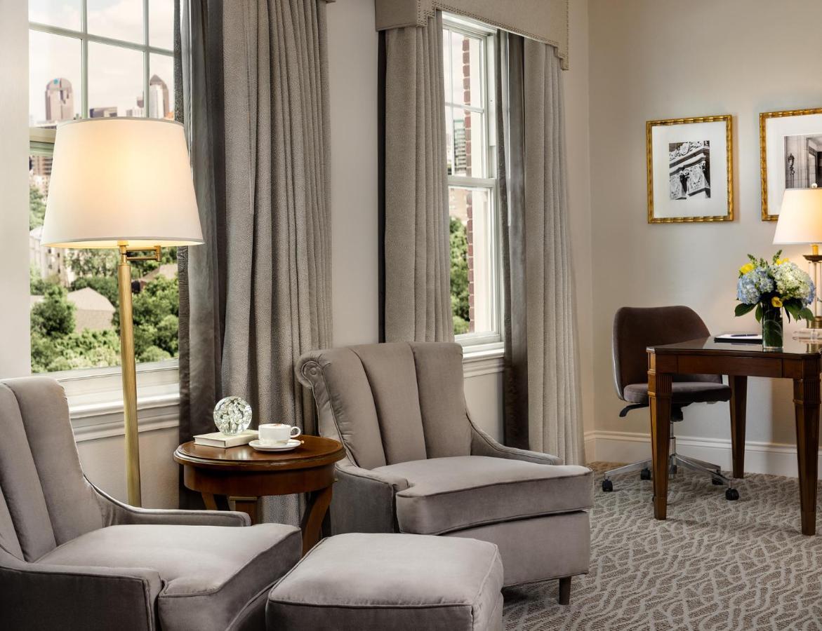 Warwick Melrose Hotel