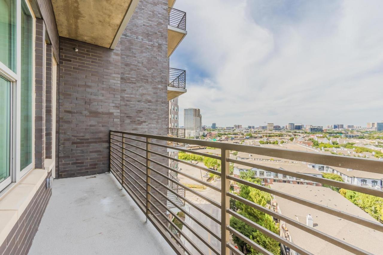 Corporate Suites At Deep Ellum Near Baylor University Medical Center Apartment *
