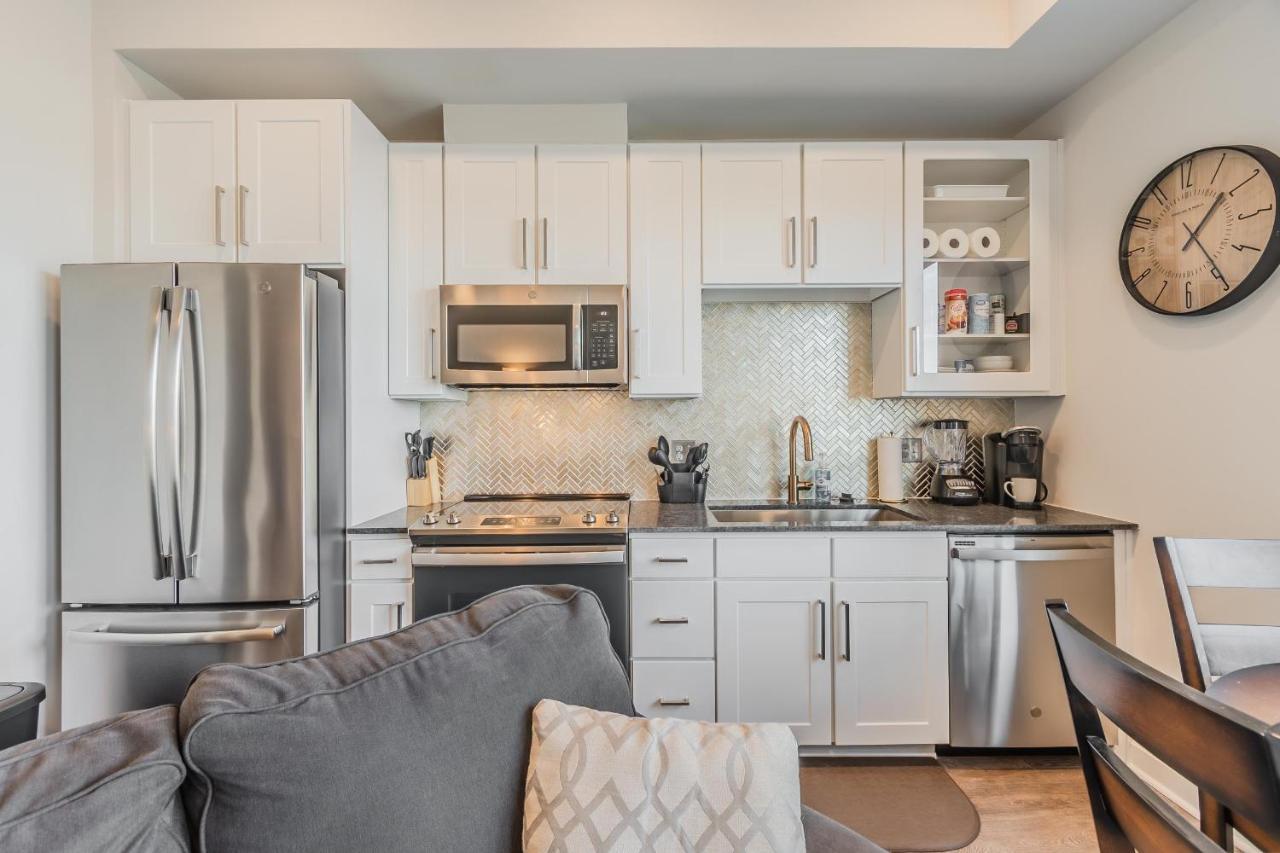 Corporate Suites At Deep Ellum Near Baylor University Medical Center