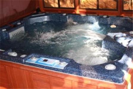 Bed & Breakfast Alla's Historical Bed And Breakfast, Spa And Cabana 3*