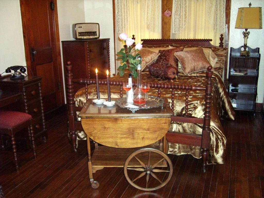 Alla's Historical Bed And Breakfast, Spa And Cabana Bed & Breakfast