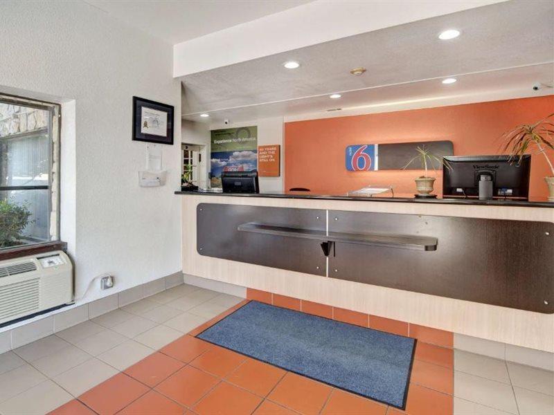 6-dallas, Tx - Forest Lane Hotel 2*