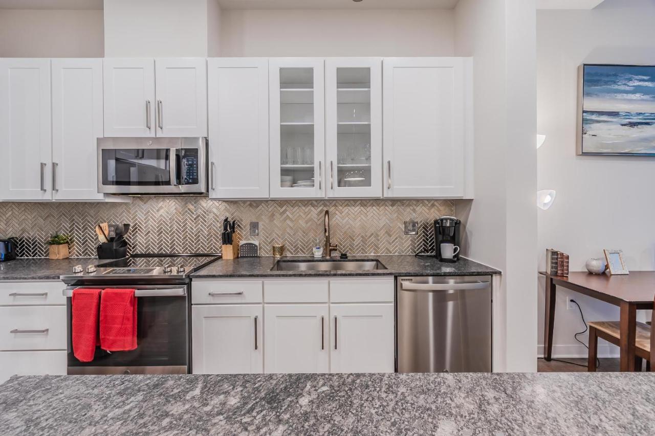 Apartment Corporate Suites At Deep Ellum Near Baylor University Medical Center