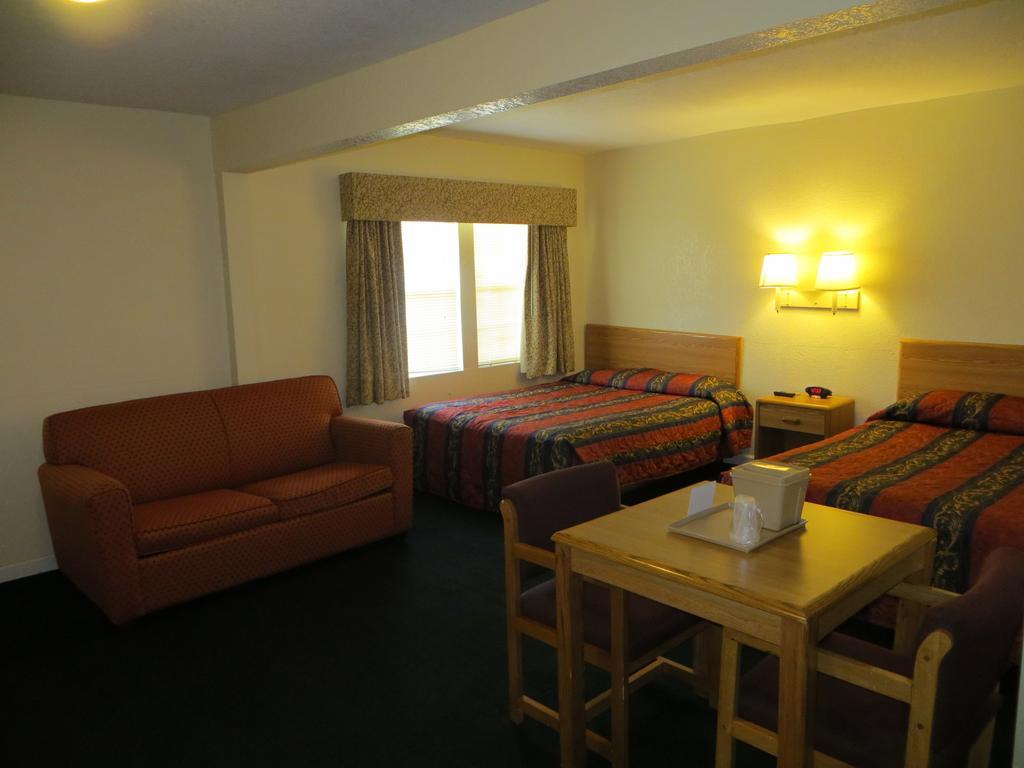 Carefree Motel Dallas