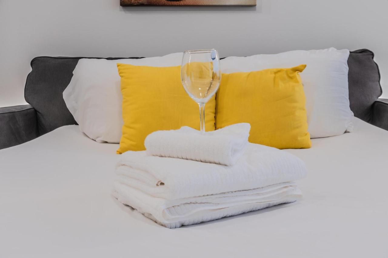 Apartment Corporate Suites At Deep Ellum Near Baylor University Medical Center Dallas