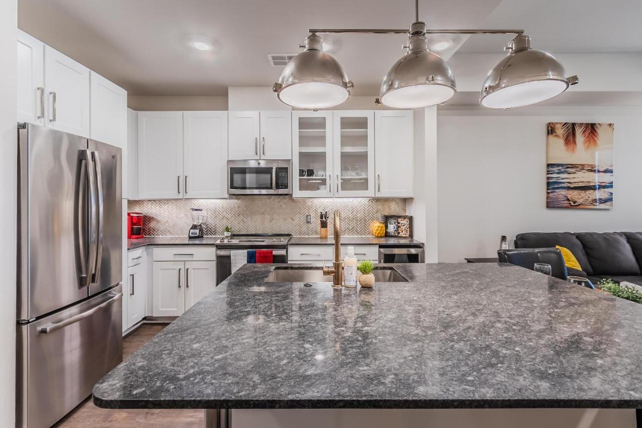 Corporate Suites At Deep Ellum Near Baylor University Medical Center