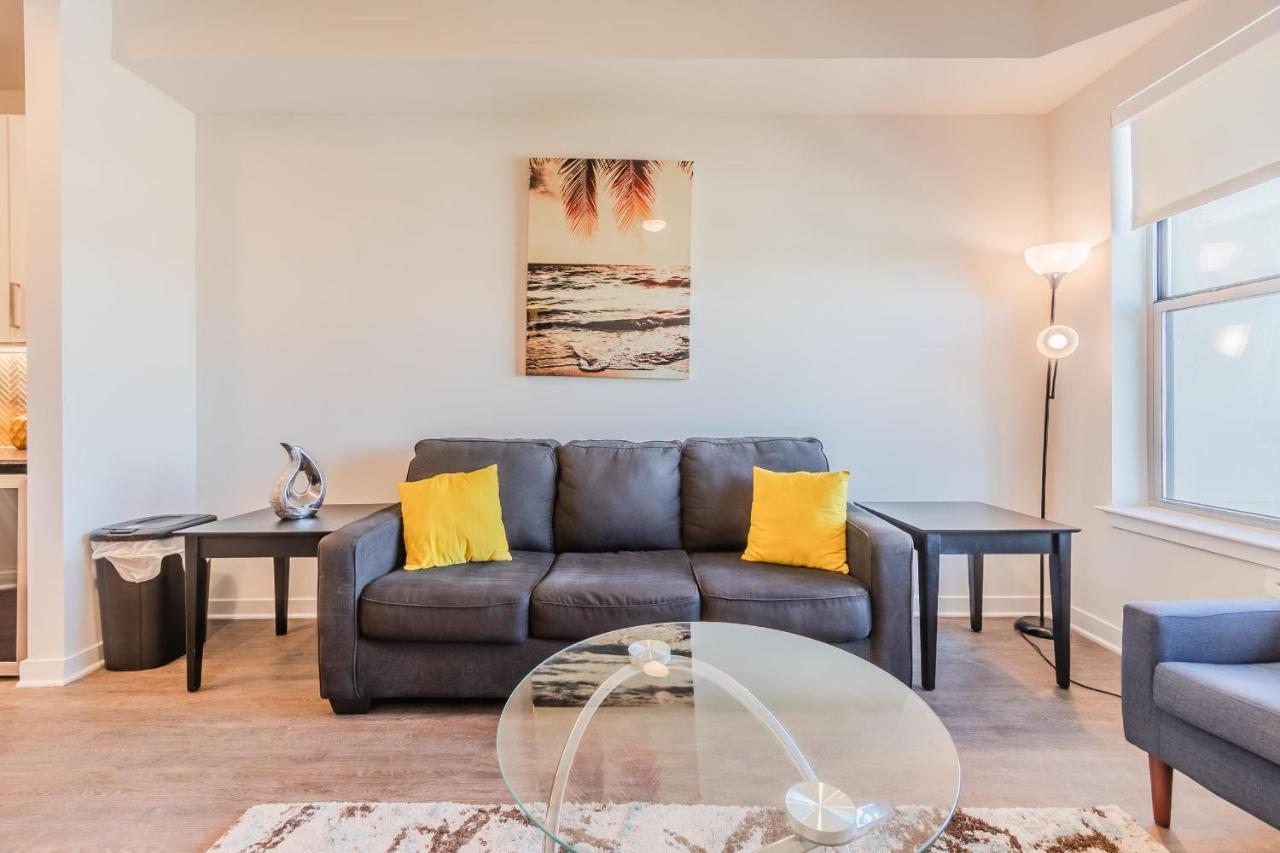 Corporate Suites At Deep Ellum Near Baylor University Medical Center *