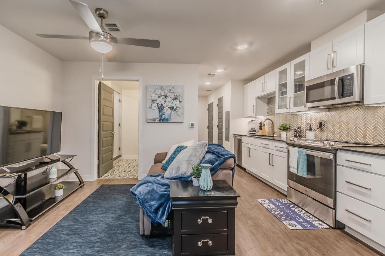 Corporate Suites At Deep Ellum Near Baylor University Medical Center