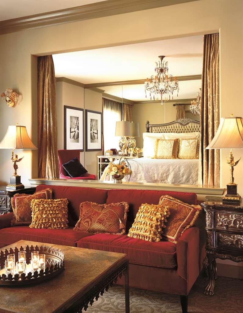 Zaza Hotel