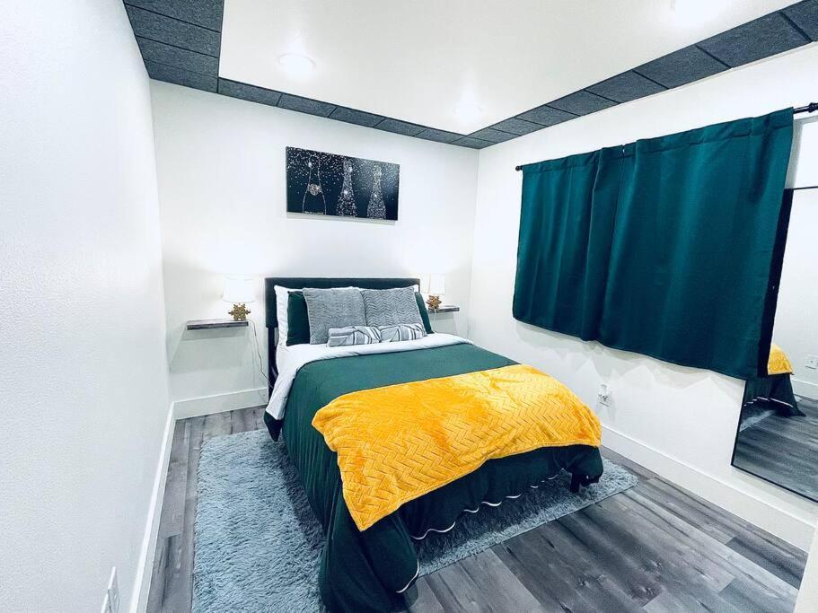 Luxe Travel Retreat Near Deep Ellum Apartment Dallas