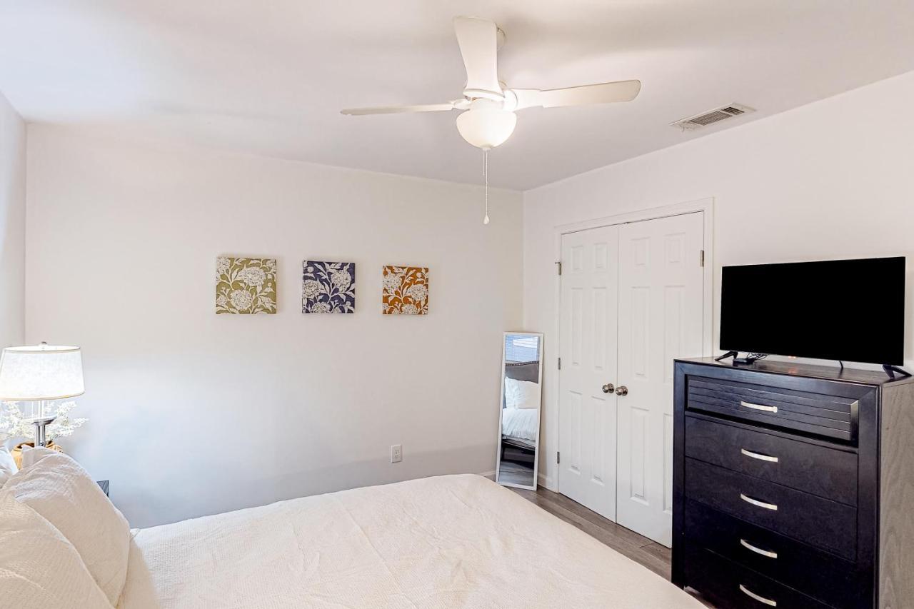 Live Oak Apartment