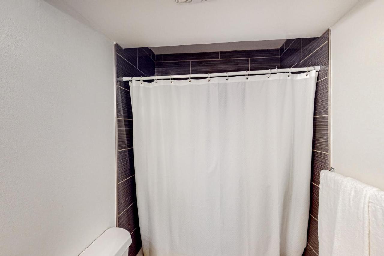 Apartment Live Oak Dallas