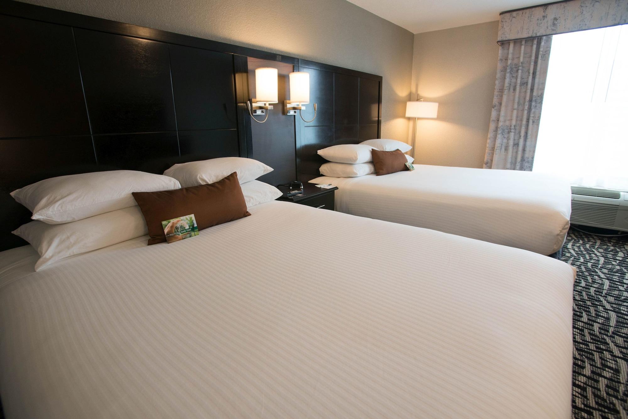 Wingate By Wyndham Field Hotel 3*