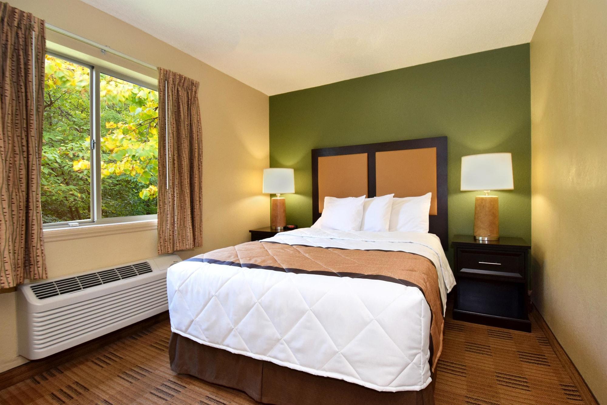 Extended America - - Market Center Dallas