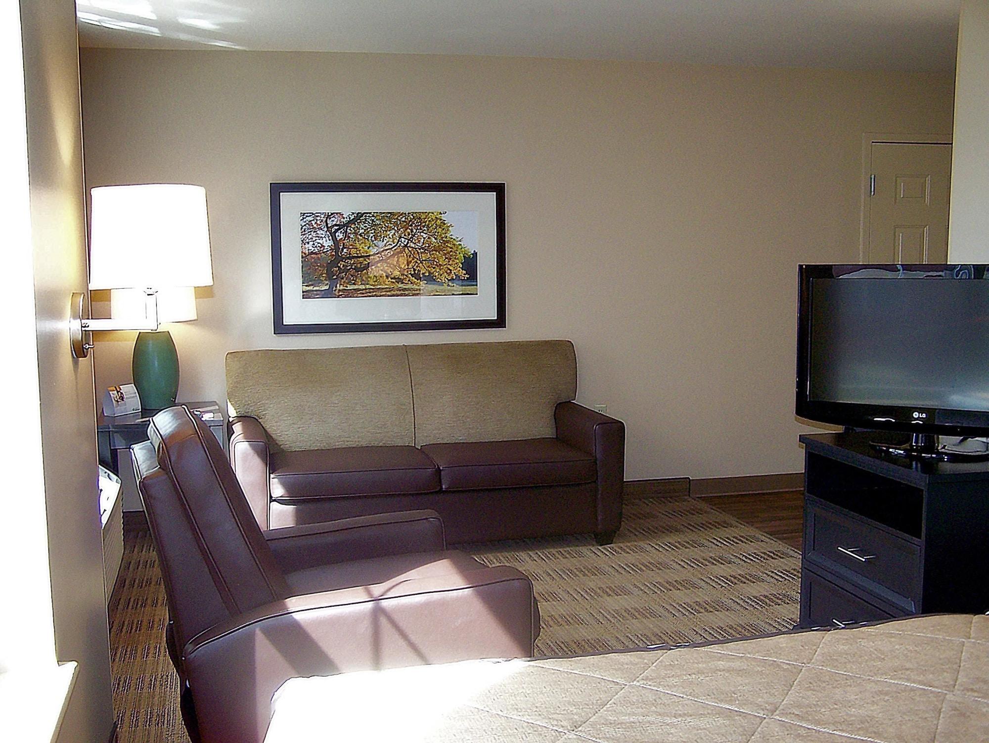 Extended America - - Vantage Point Dr Hotel