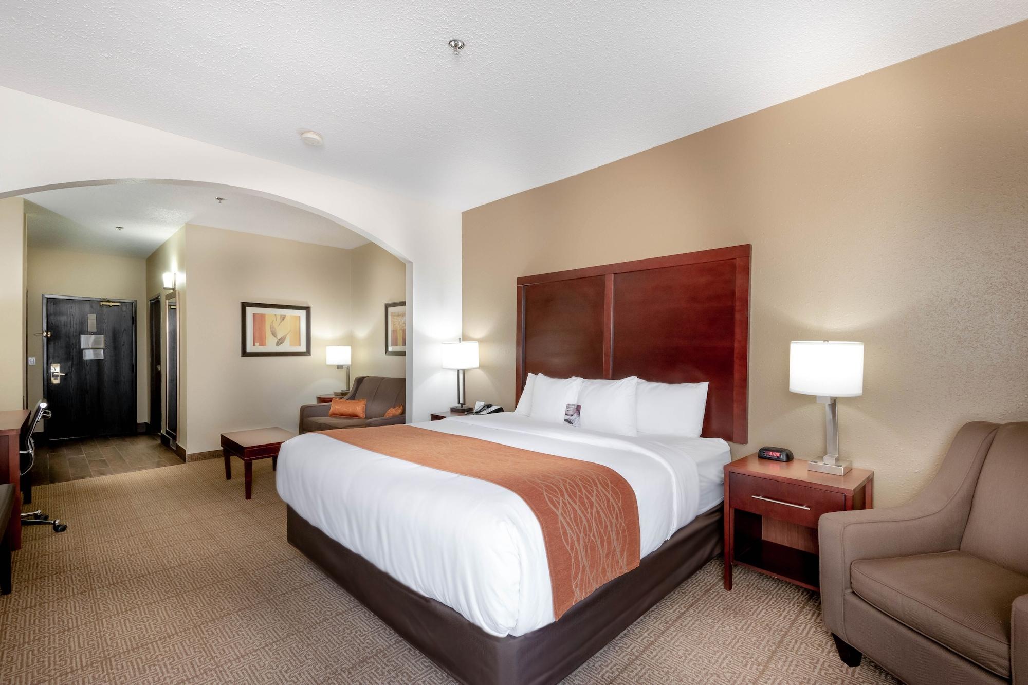 Comfort & Field-dallas Market Center Dallas