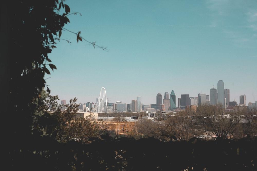 Belmont 3* Dallas