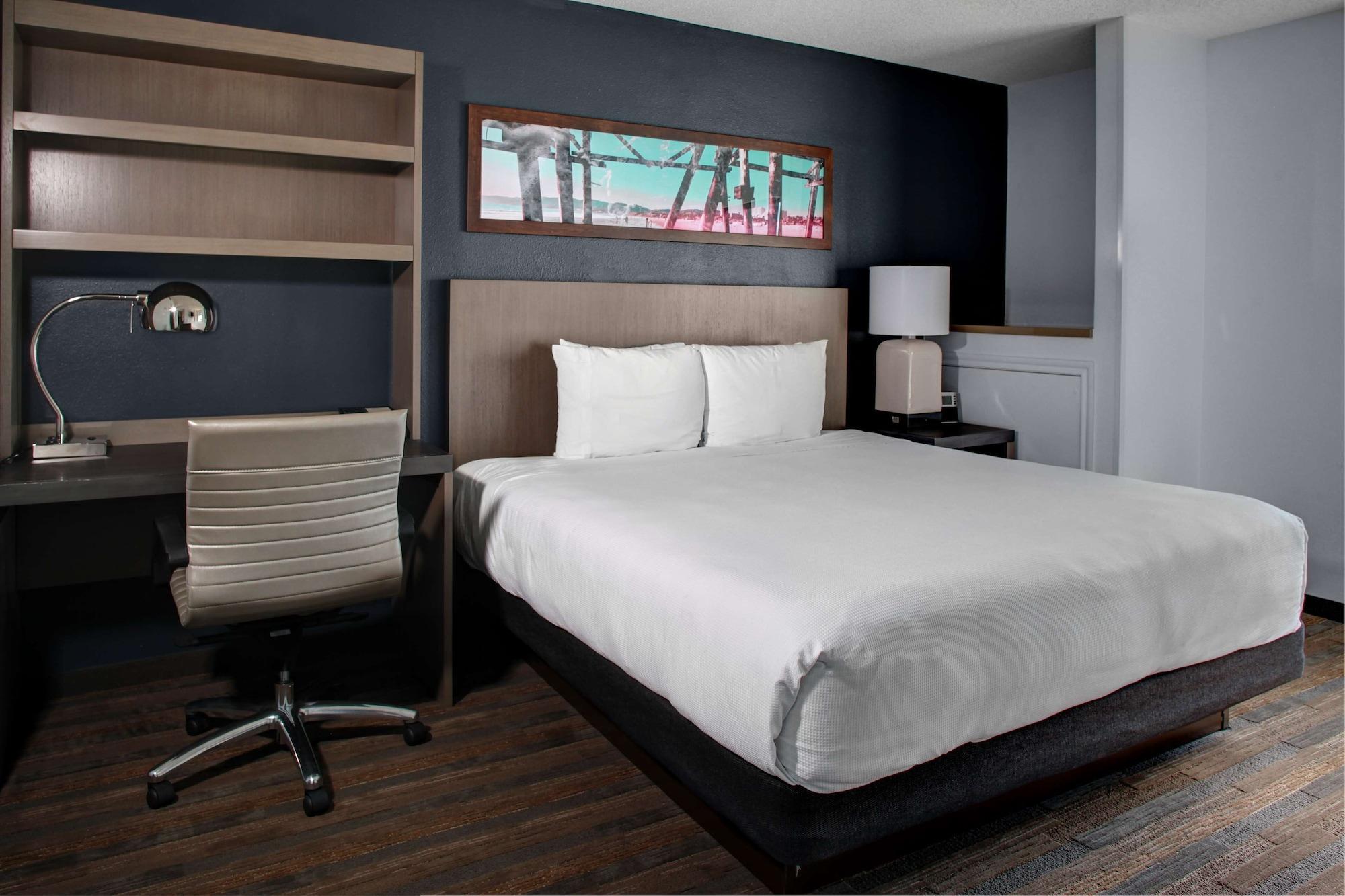 Hotel Hyatt House Uptown 3*