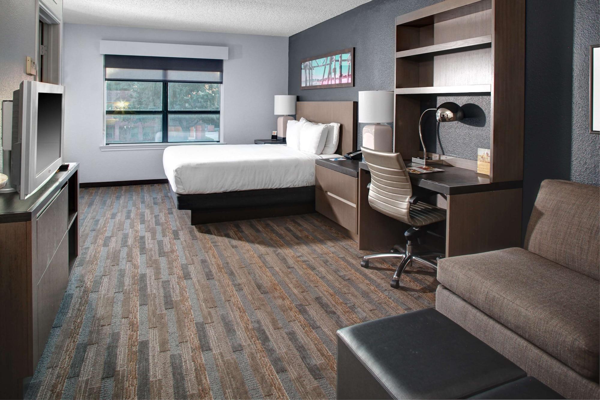 Hyatt House Uptown Dallas