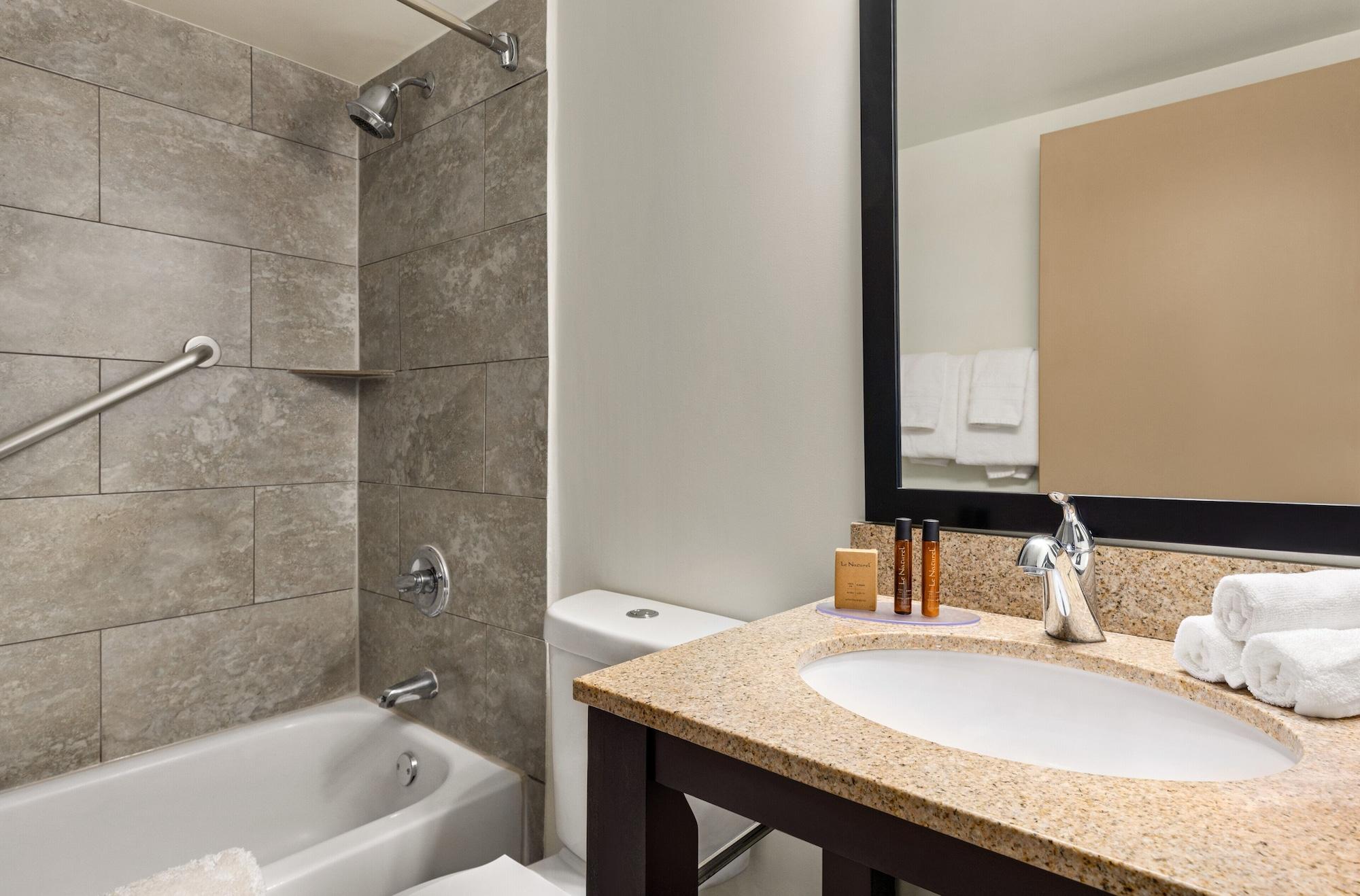 Hotel Iban Hotel, Trademark Collection By Wyndham