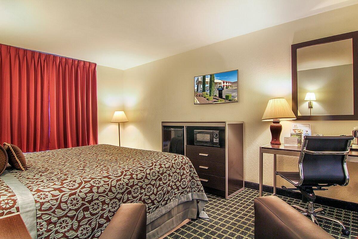 Days By Wyndham Market Center Field Motel 2*