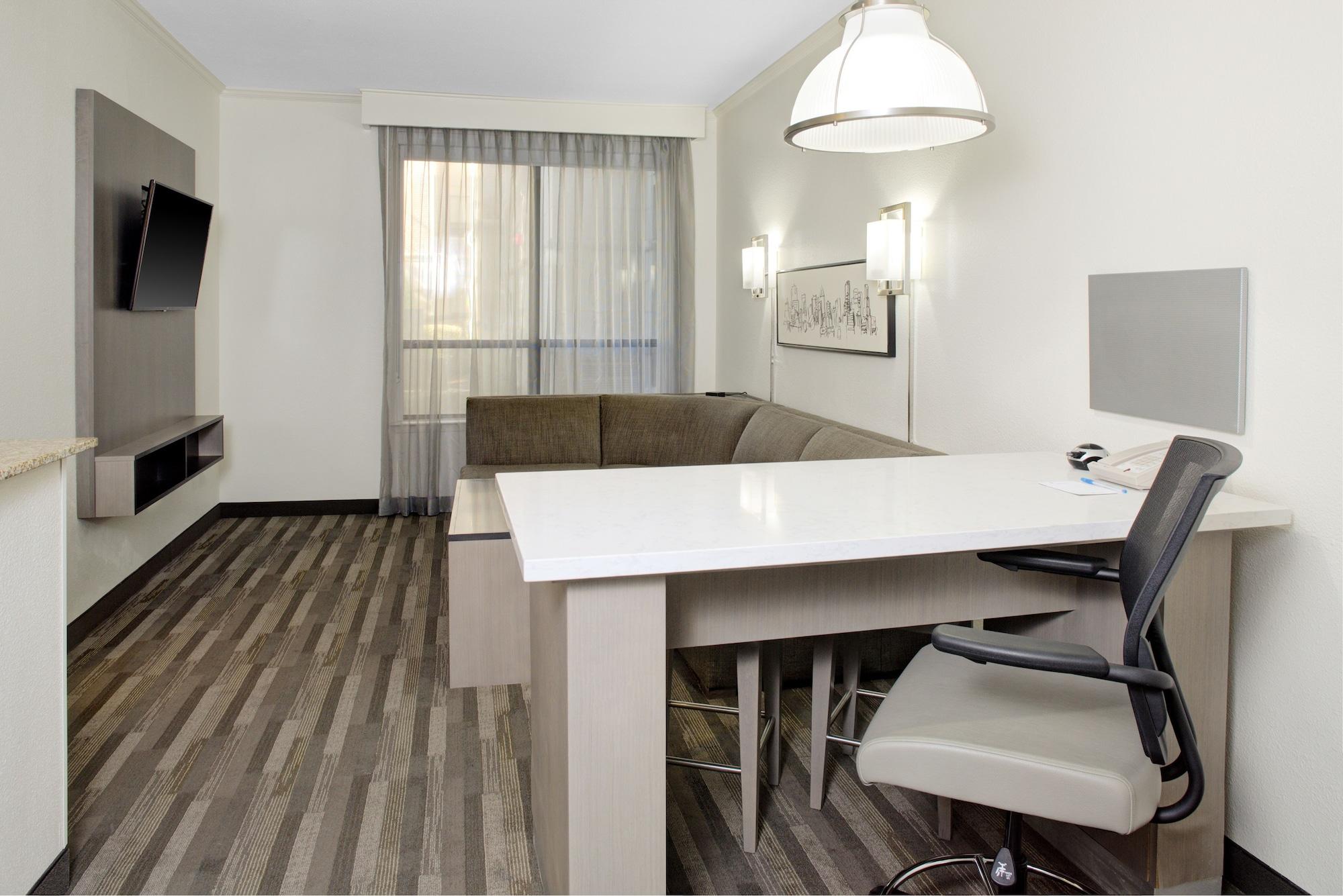 Hyatt House Lincoln Park Hotel Dallas