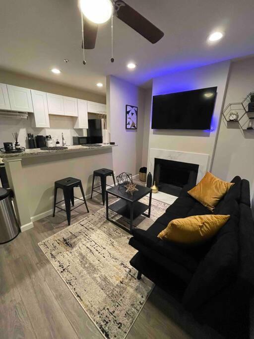 Apartment Lower Greenville 1 Bedroom Apt