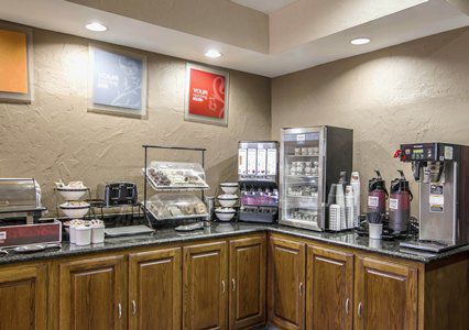 Hotel Quality & I-35 E-walnut Hill Dallas