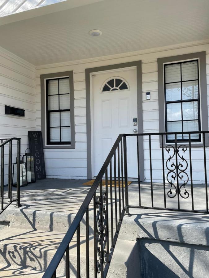 Central Dfw Close To Stadiums And Downtown Dallas!
