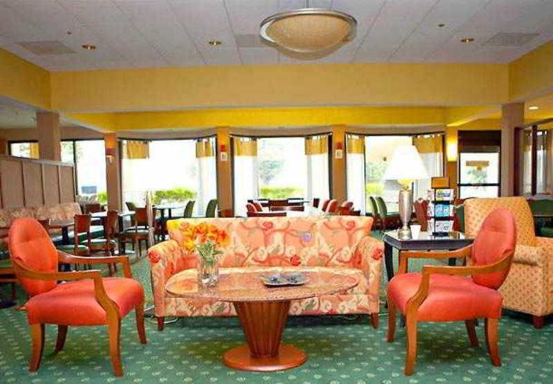 Courtyard By Marriott Northwest