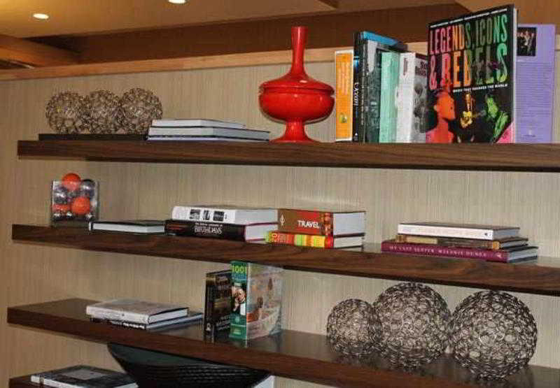 Courtyard By Marriott Northwest Dallas