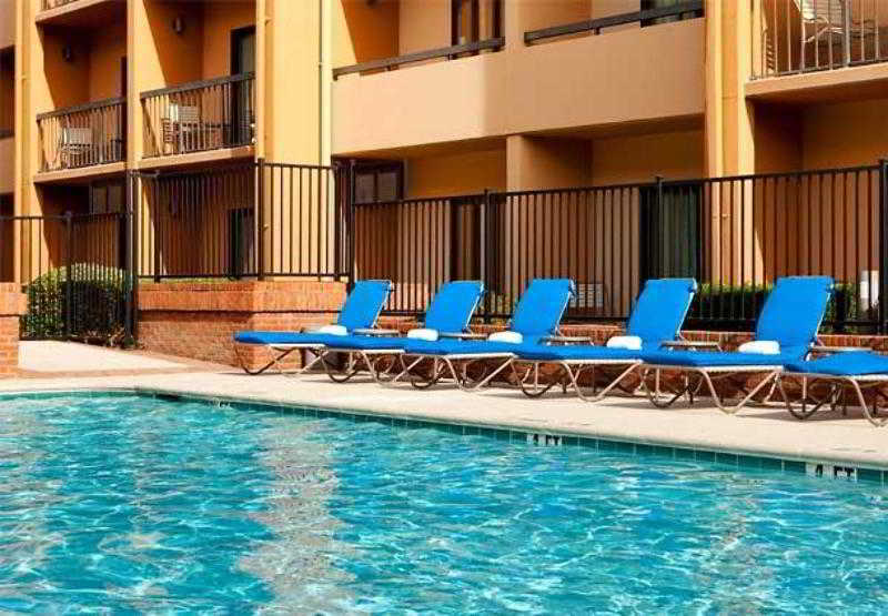 Courtyard By Marriott Northwest Dallas