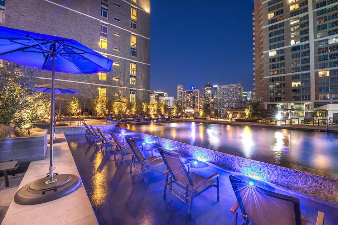 Apartamento Downtown Apt With View Walking Distance To Aac With Free Parking Pool Wifi
