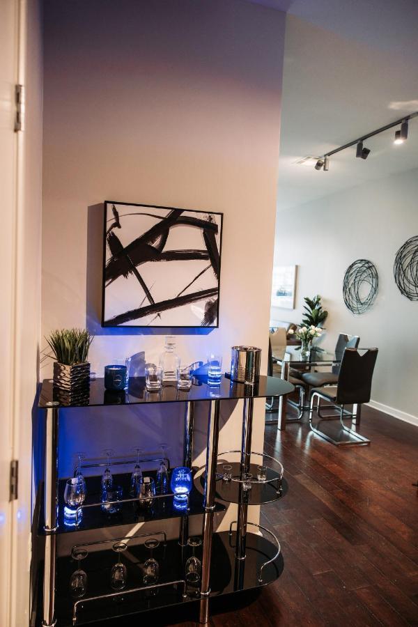 2br Premium Penthouse With Downtown Views Dallas