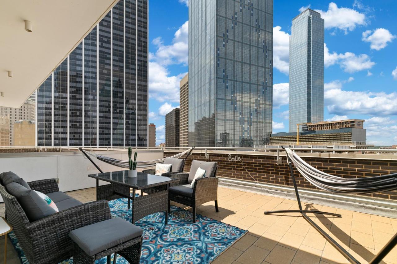 2br Premium Penthouse With Downtown Views Apartment Dallas