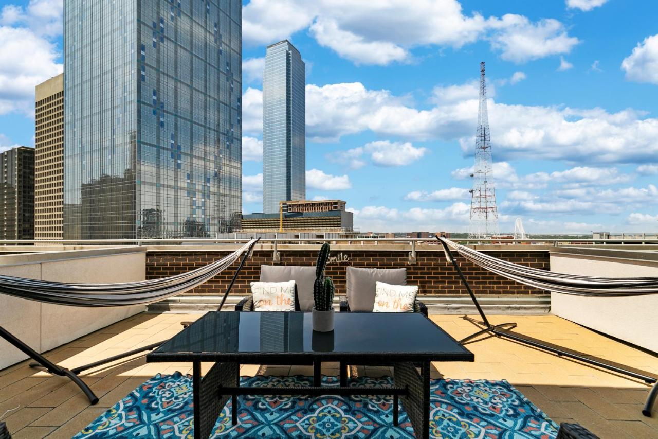 2br Premium Penthouse With Downtown Views *
