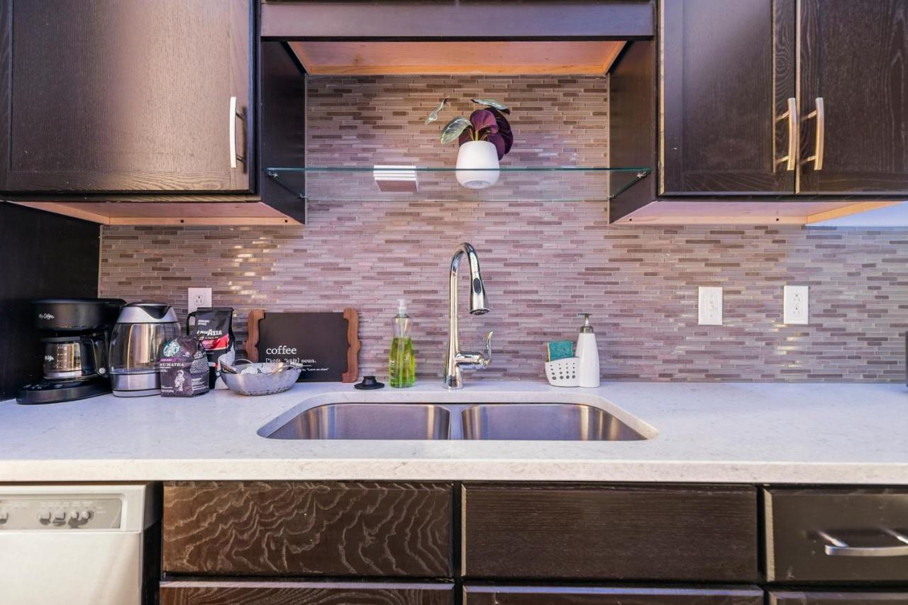 Apartment 2br Premium Penthouse With Downtown Views