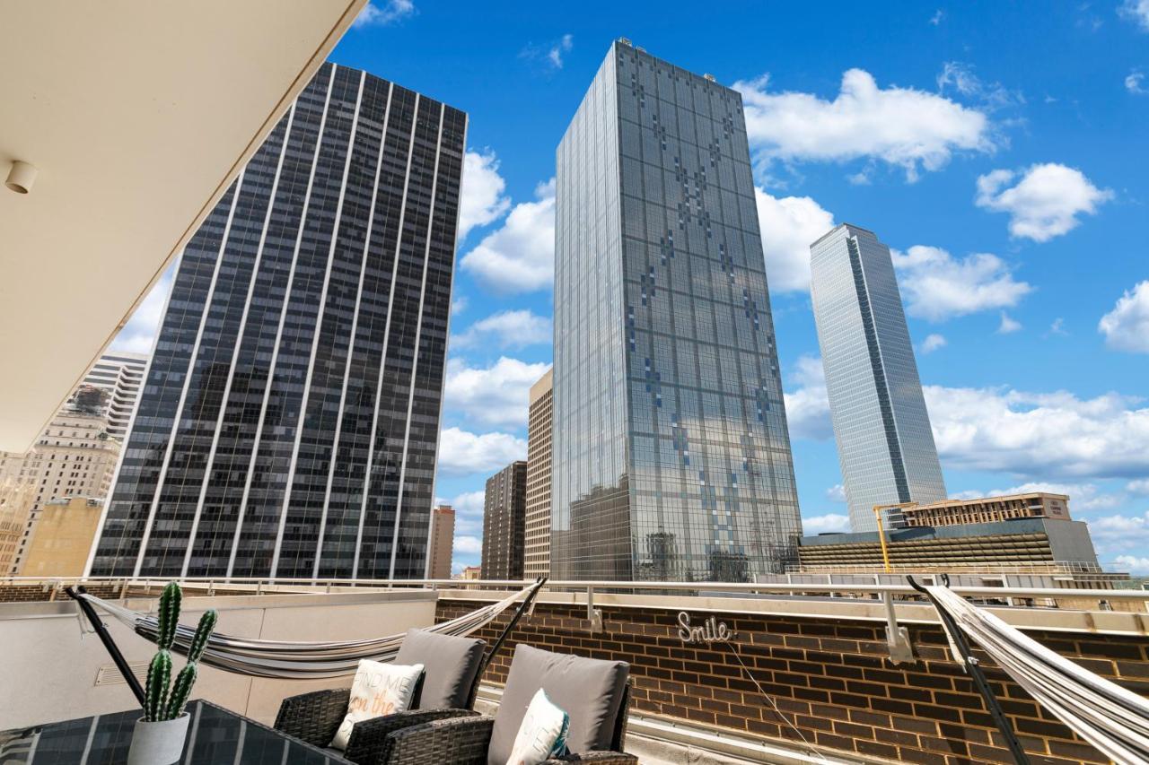 2br Premium Penthouse With Downtown Views Dallas