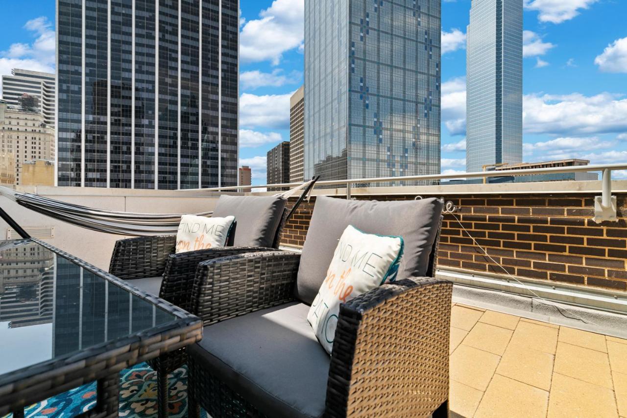 2br Premium Penthouse With Downtown Views *