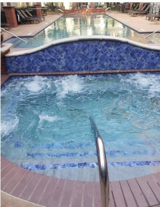 Cozy 1bd In The Heart Of Downtown Dallas! * Dallas